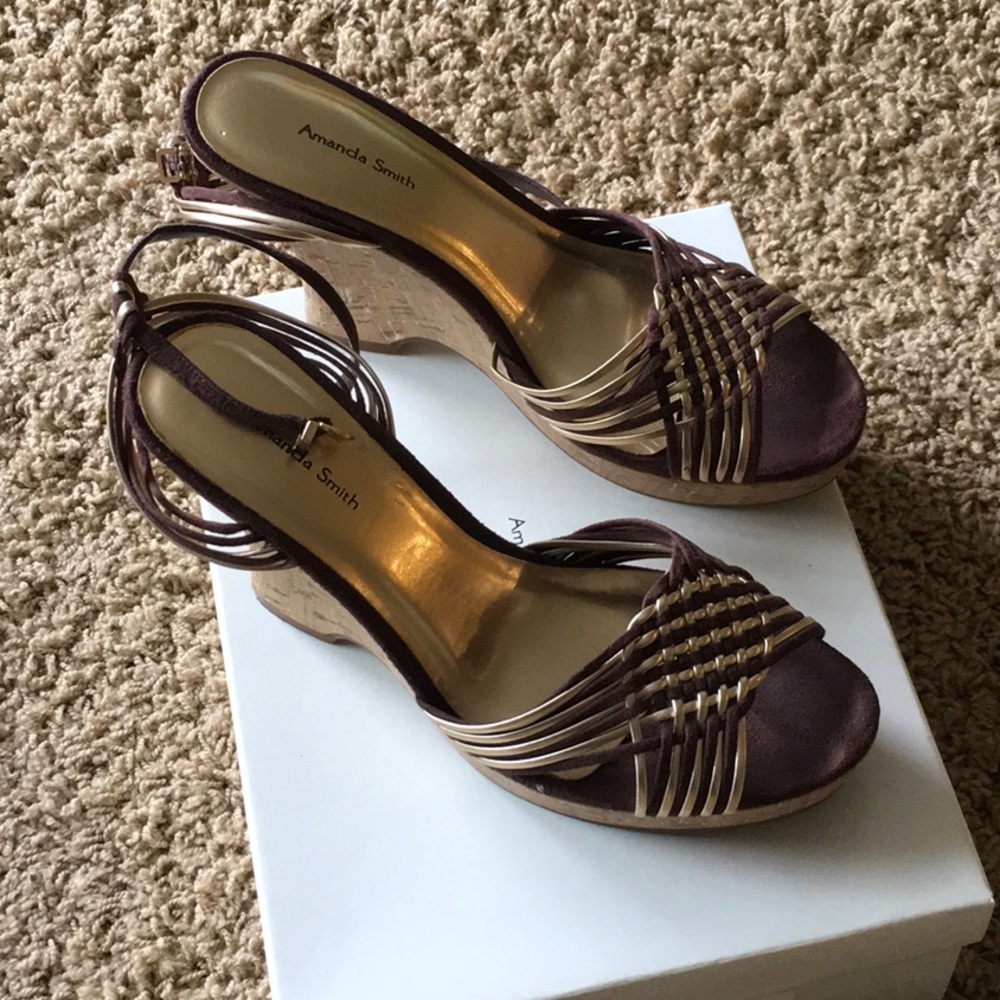 Amanda Smith wedge